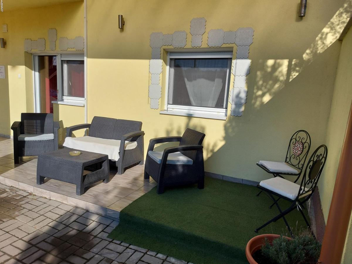 Corner Apartman 5 Siofok Bagian luar foto