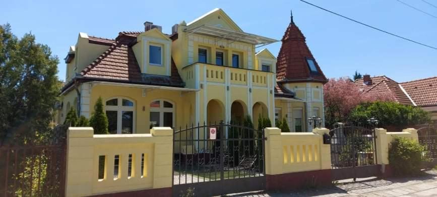 Corner Apartman 5 Siofok Bagian luar foto